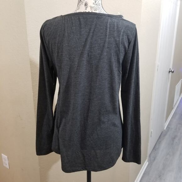 Taylor and Sage top size Medium - Picture 7 of 9